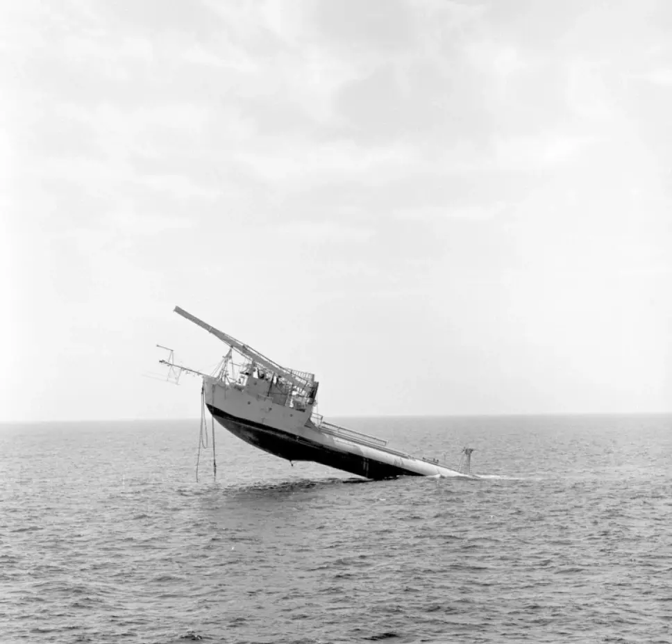 Render of FLIP research vessel in verticial position at sea